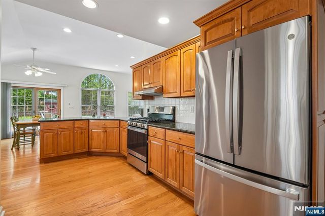 321 Kenilworth Road, Ridgewood, NJ 07450