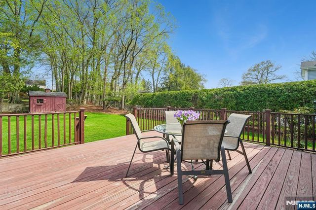 321 Kenilworth Road, Ridgewood, NJ 07450
