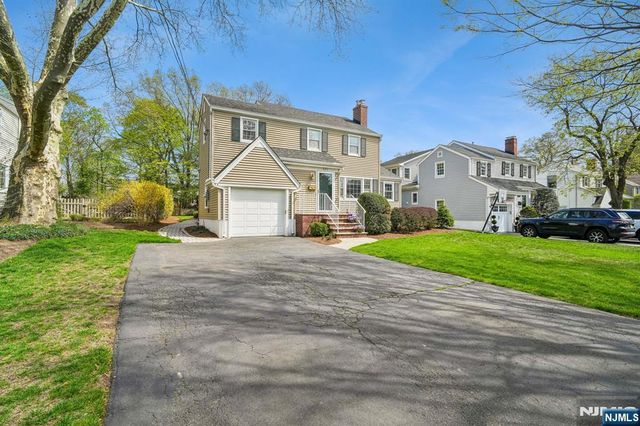 321 Kenilworth Road, Ridgewood, NJ 07450