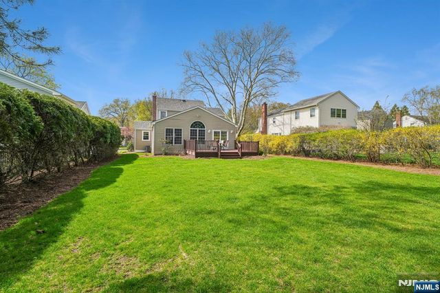 321 Kenilworth Road, Ridgewood, NJ 07450