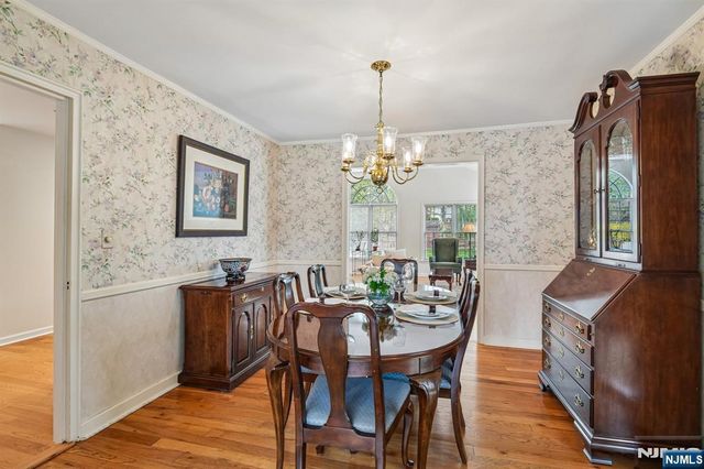 321 Kenilworth Road, Ridgewood, NJ 07450