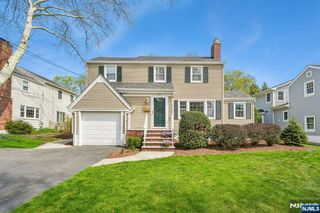 321 Kenilworth Road, Ridgewood, NJ 07450