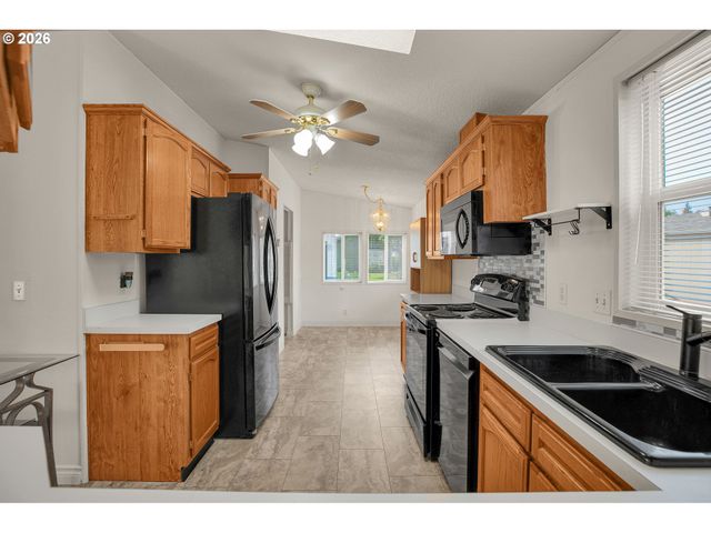 17720 Nw SHADY FIR Loop, Beaverton, OR 97006