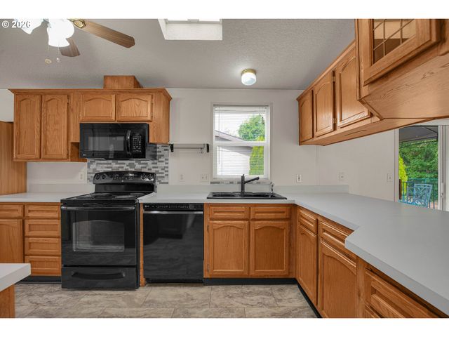 17720 Nw SHADY FIR Loop, Beaverton, OR 97006