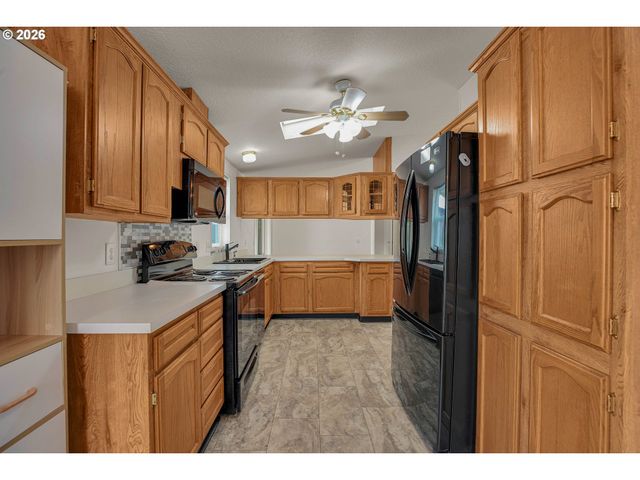 17720 Nw SHADY FIR Loop, Beaverton, OR 97006