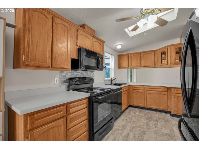 17720 Nw SHADY FIR Loop, Beaverton, OR 97006