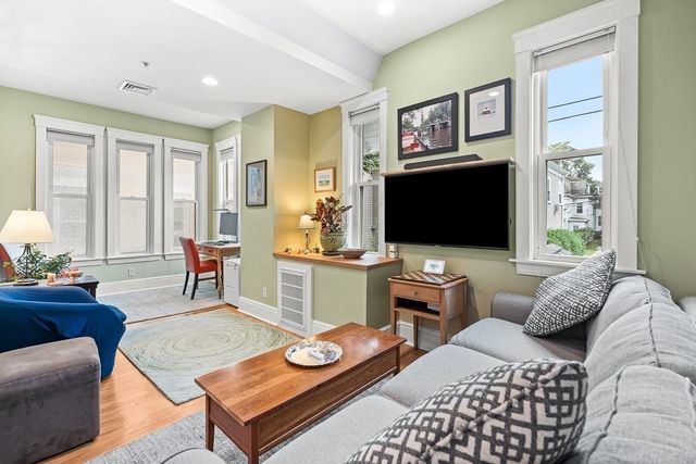 40 Highland Ave 2, Somerville, MA 02143