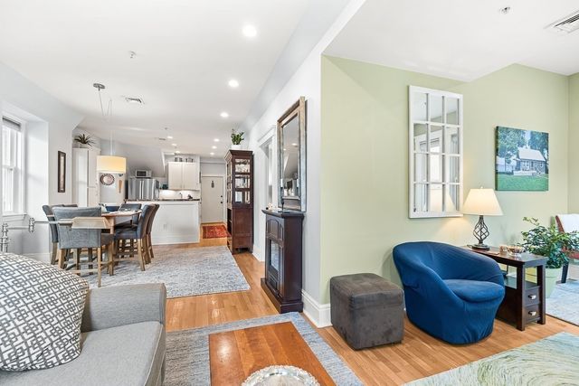 40 Highland Ave 2, Somerville, MA 02143