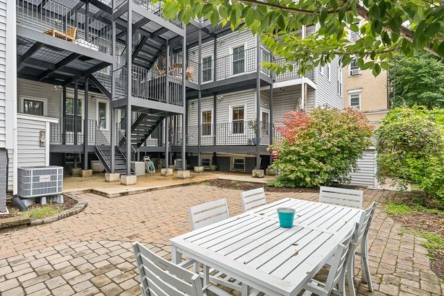 40 Highland Ave 2, Somerville, MA 02143