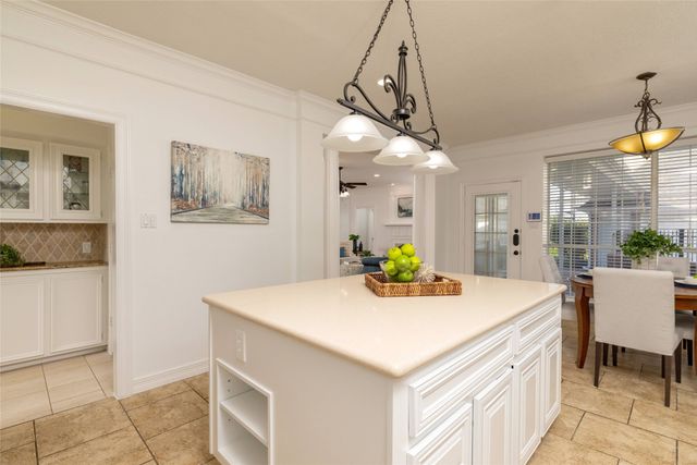 585 Oak Hill Drive, Southlake, TX 76092