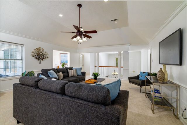 585 Oak Hill Drive, Southlake, TX 76092