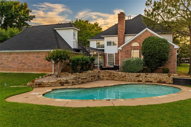 585 Oak Hill Drive, Southlake, TX 76092