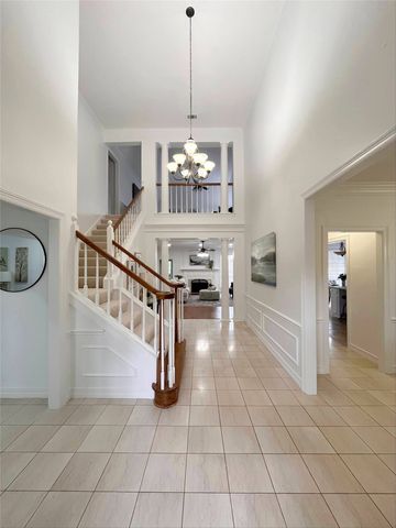 585 Oak Hill Drive, Southlake, TX 76092