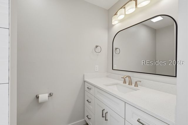 5 Gum Tree Rd Apt H17, Hilton Head Island, SC 29926