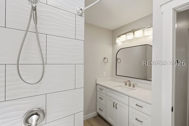 5 Gum Tree Rd Apt H17, Hilton Head Island, SC 29926