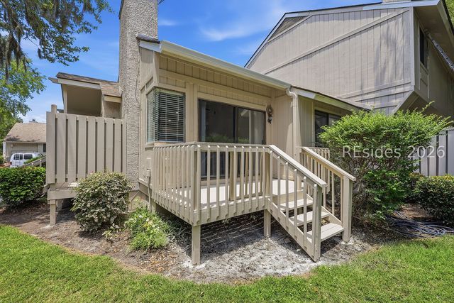 5 Gum Tree Rd Apt H17, Hilton Head Island, SC 29926