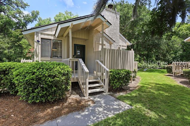 5 Gum Tree Rd Apt H17, Hilton Head Island, SC 29926