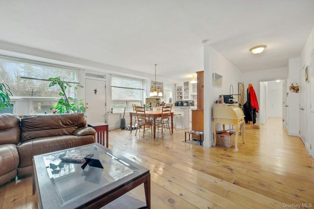 22 Channing Place G, Eastchester, NY 10709