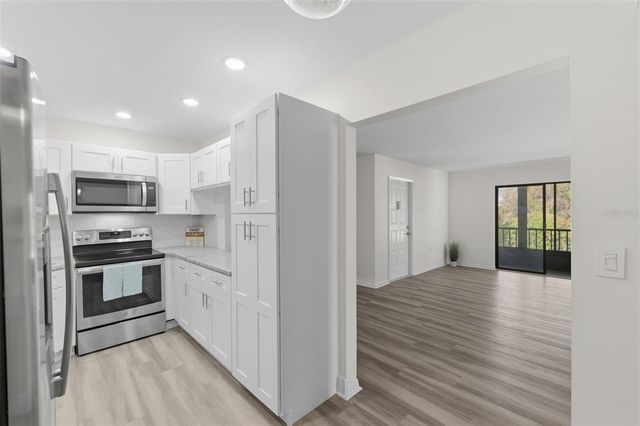 1135 PINE RIDGE CIRCLE W A2, Tarpon Springs, FL 34688