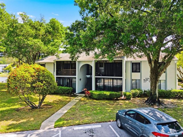 1135 PINE RIDGE CIRCLE W A2, Tarpon Springs, FL 34688