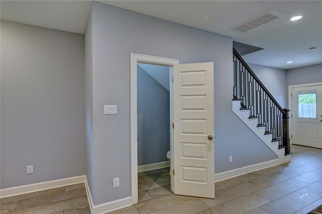 8419 Observatory Street, Houston, TX 77088