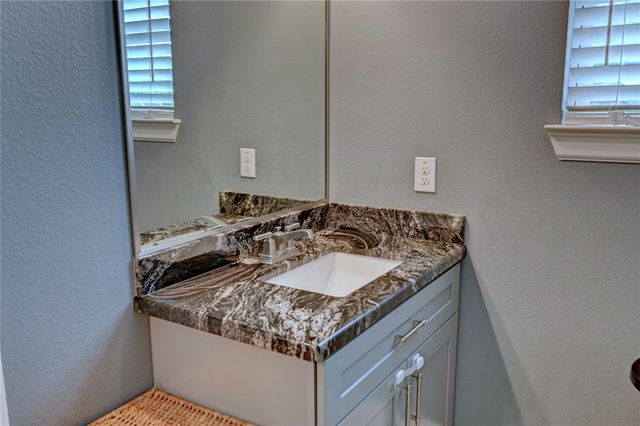 8419 Observatory Street, Houston, TX 77088