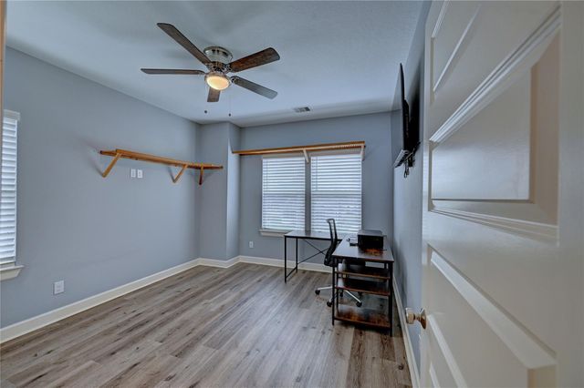 8419 Observatory Street, Houston, TX 77088