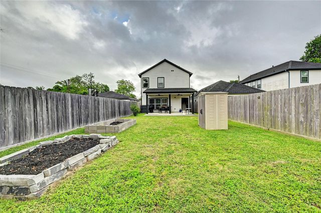 8419 Observatory Street, Houston, TX 77088