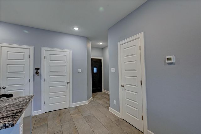 8419 Observatory Street, Houston, TX 77088