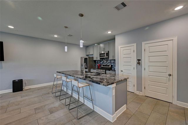 8419 Observatory Street, Houston, TX 77088