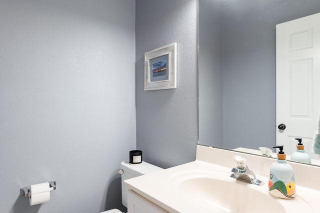 9701 LAYTON Avenue NE A, Albuquerque, NM 87111