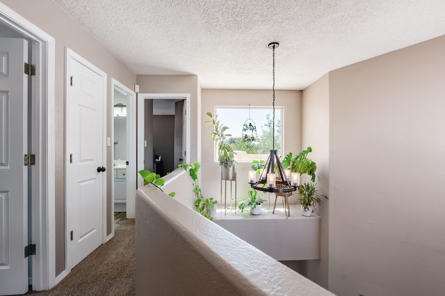 9701 LAYTON Avenue NE A, Albuquerque, NM 87111