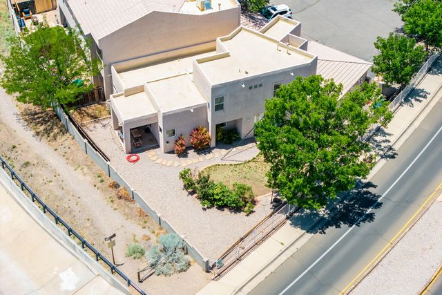 9701 LAYTON Avenue NE A, Albuquerque, NM 87111