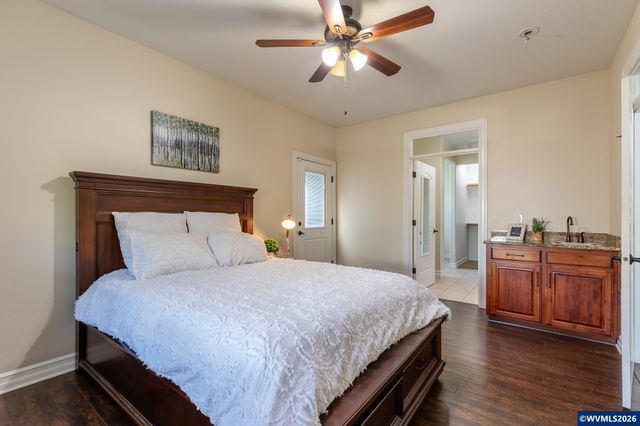 1804 Settlers Spring Dr NW, Salem, OR 97304