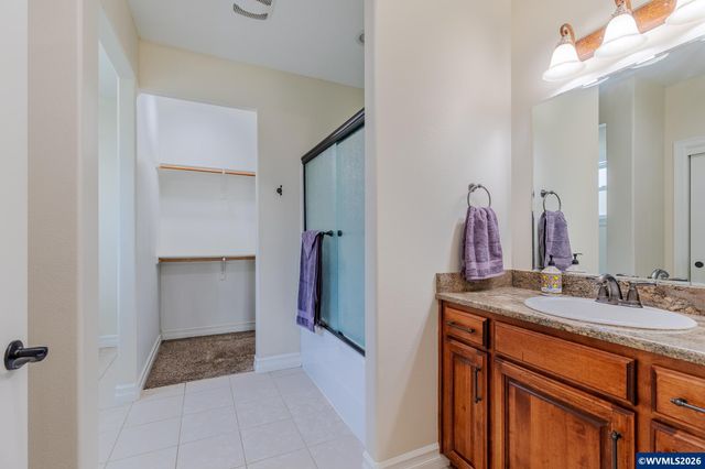 1804 Settlers Spring Dr NW, Salem, OR 97304