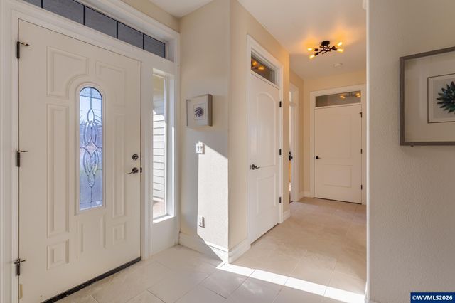 1804 Settlers Spring Dr NW, Salem, OR 97304