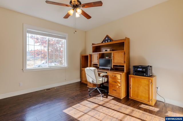 1804 Settlers Spring Dr NW, Salem, OR 97304