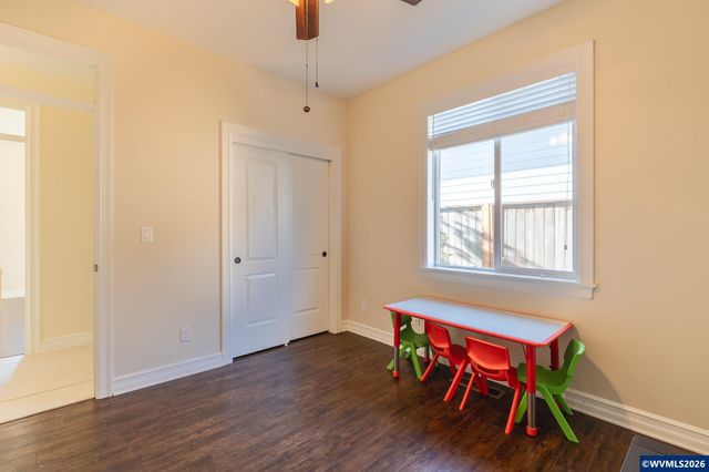 1804 Settlers Spring Dr NW, Salem, OR 97304