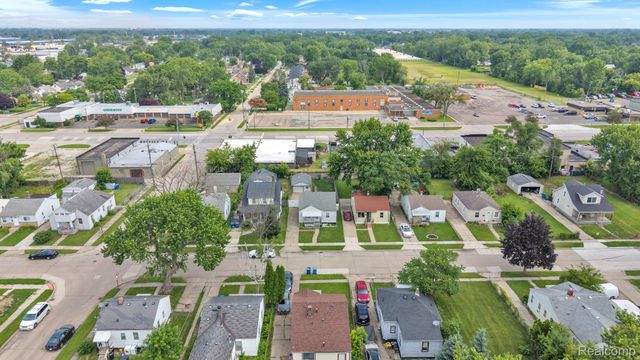 14027 Hobart Avenue, Warren, MI 48089