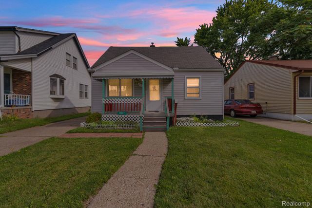 14027 Hobart Avenue, Warren, MI 48089