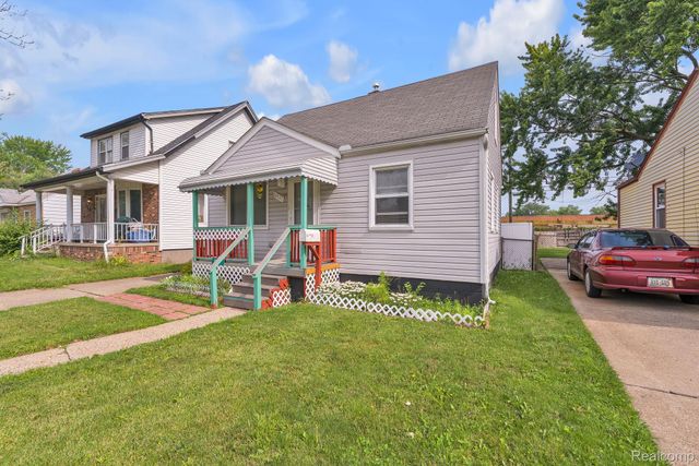 14027 Hobart Avenue, Warren, MI 48089