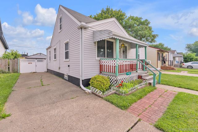 14027 Hobart Avenue, Warren, MI 48089