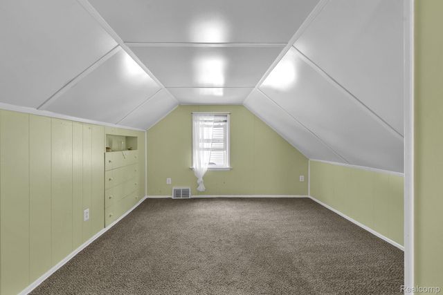 14027 Hobart Avenue, Warren, MI 48089
