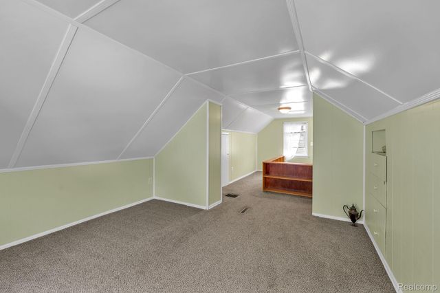 14027 Hobart Avenue, Warren, MI 48089