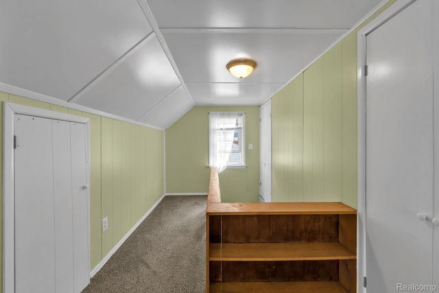 14027 Hobart Avenue, Warren, MI 48089