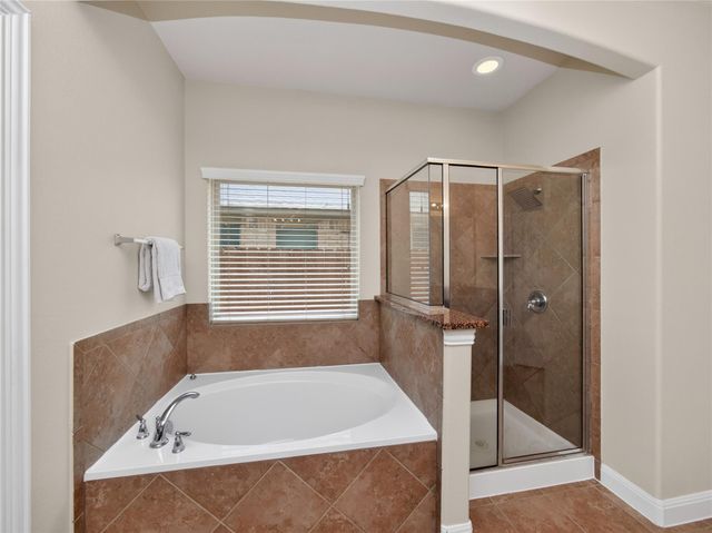 624 Clear Springs HOLW, Buda, TX 78610