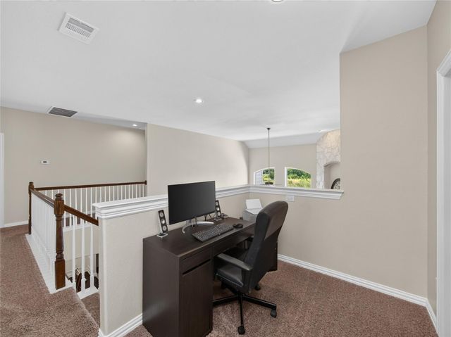624 Clear Springs HOLW, Buda, TX 78610
