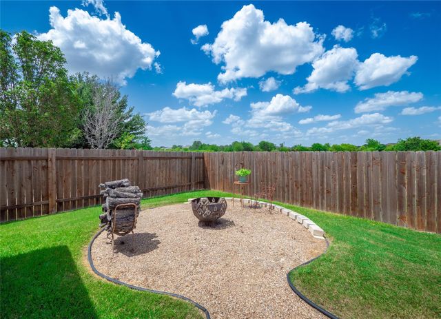 624 Clear Springs HOLW, Buda, TX 78610