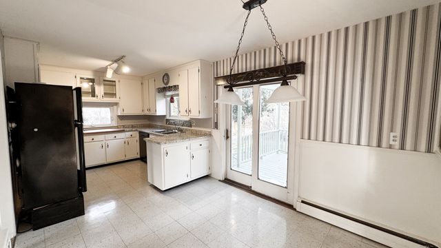 338 Main Street, Hampton, CT 06247