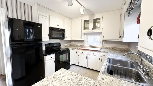 338 Main Street, Hampton, CT 06247